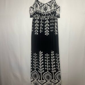 JohnPaulRichard Black and White Patterned Maxi Dress